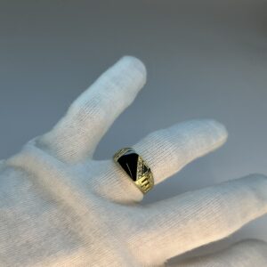 Diamond Square-B Ring
